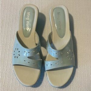 Ming Wang wedges, size 11.